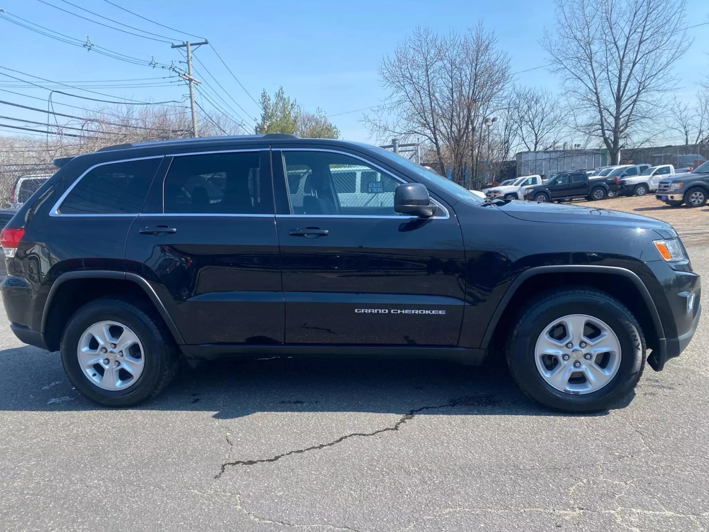 Used 2015 Jeep Grand Cherokee Laredo E with VIN 1C4RJFAG0FC168196 for sale in Garfield, NJ