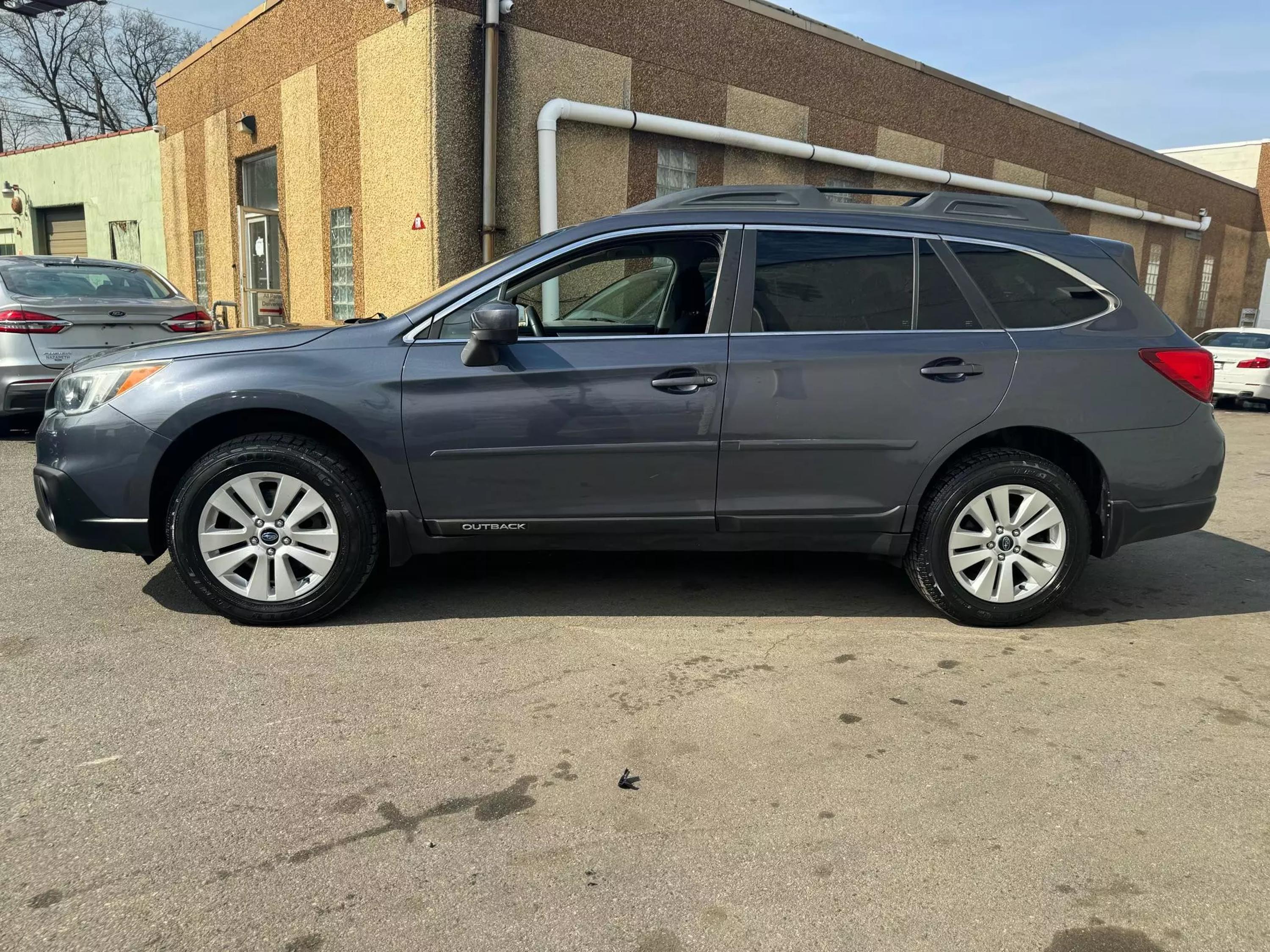 Used 2015 Subaru Outback Premium with VIN 4S4BSACC2F3211850 for sale in Garfield, NJ