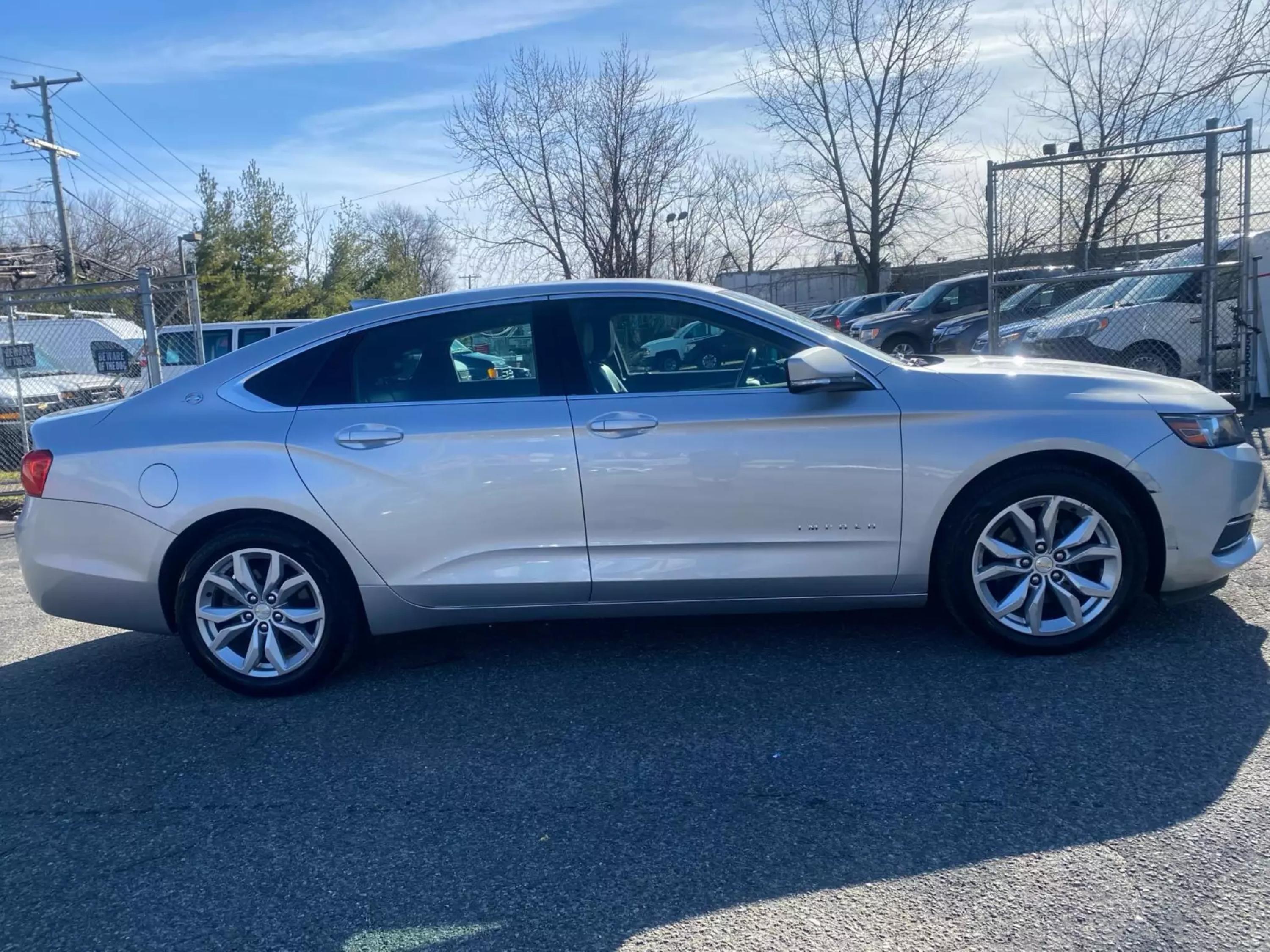 Used 2017 Chevrolet Impala 1LT with VIN 2G1105SA9H9150352 for sale in Garfield, NJ