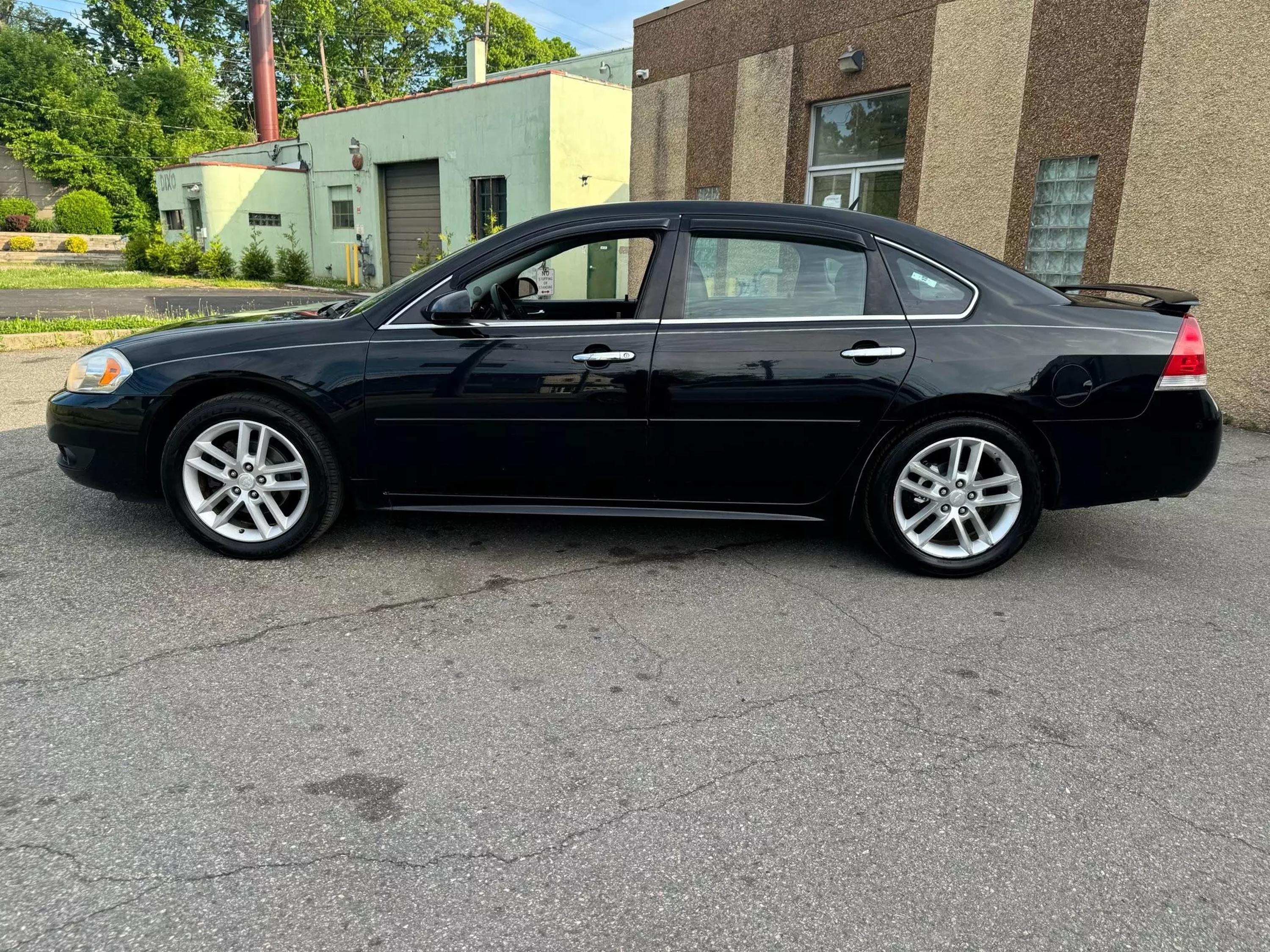 Used 2013 Chevrolet Impala LTZ with VIN 2G1WC5E33D1146364 for sale in Garfield, NJ