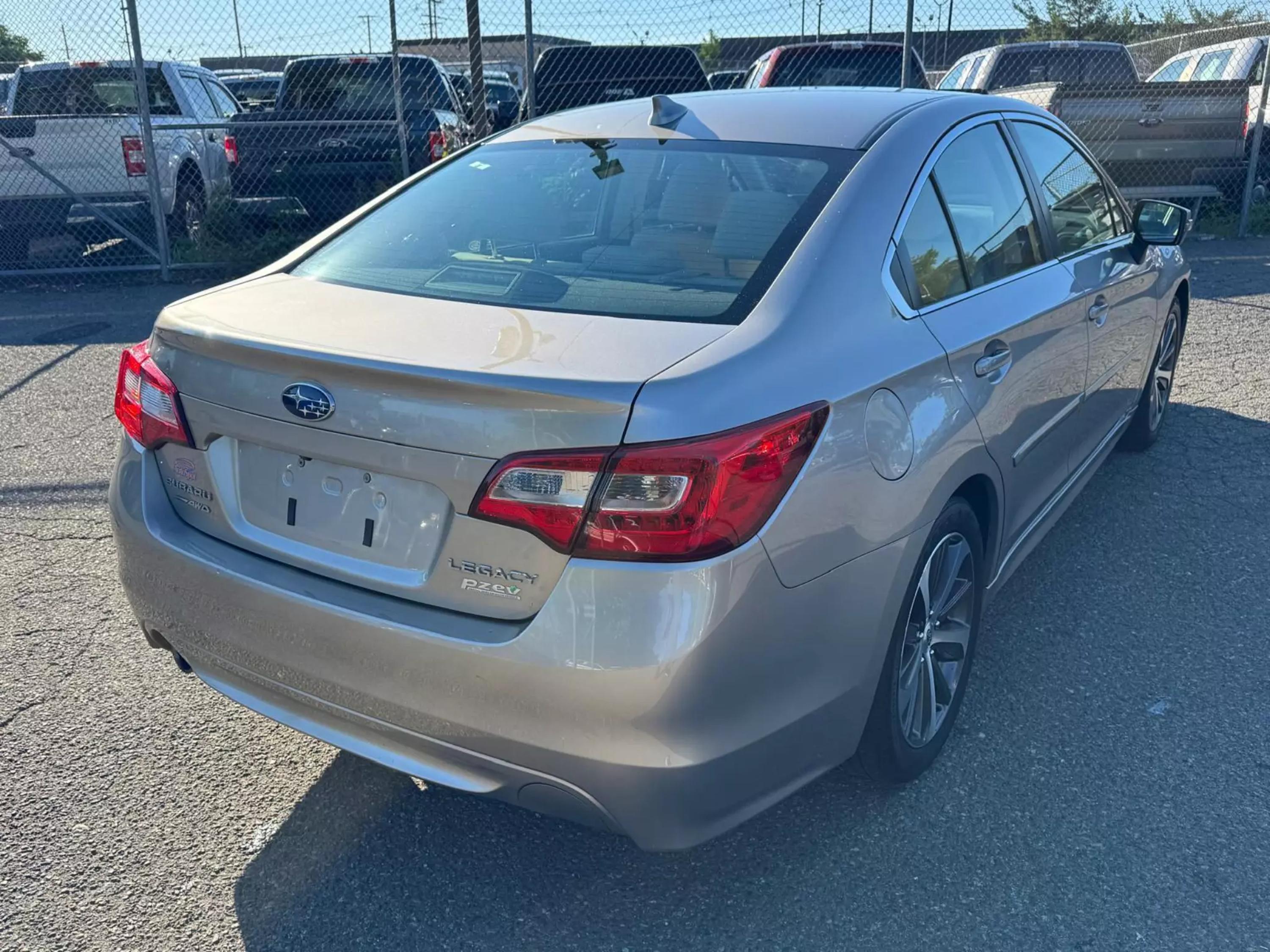 Used 2016 Subaru Legacy 2.5i Limited with VIN 4S3BNAL68G3011028 for sale in Garfield, NJ