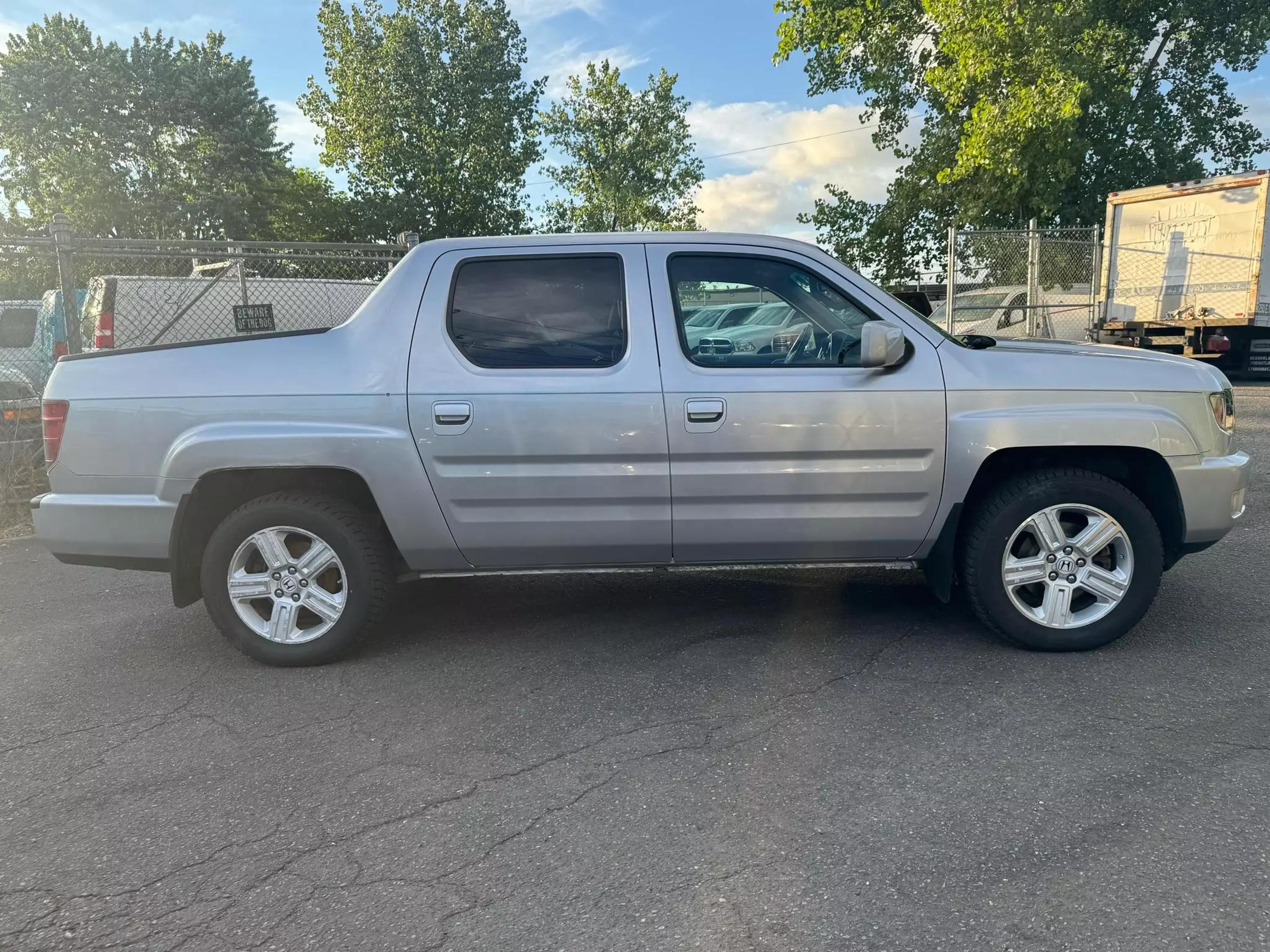 Used 2010 Honda Ridgeline RTL with VIN 5FPYK1F50AB012908 for sale in Garfield, NJ