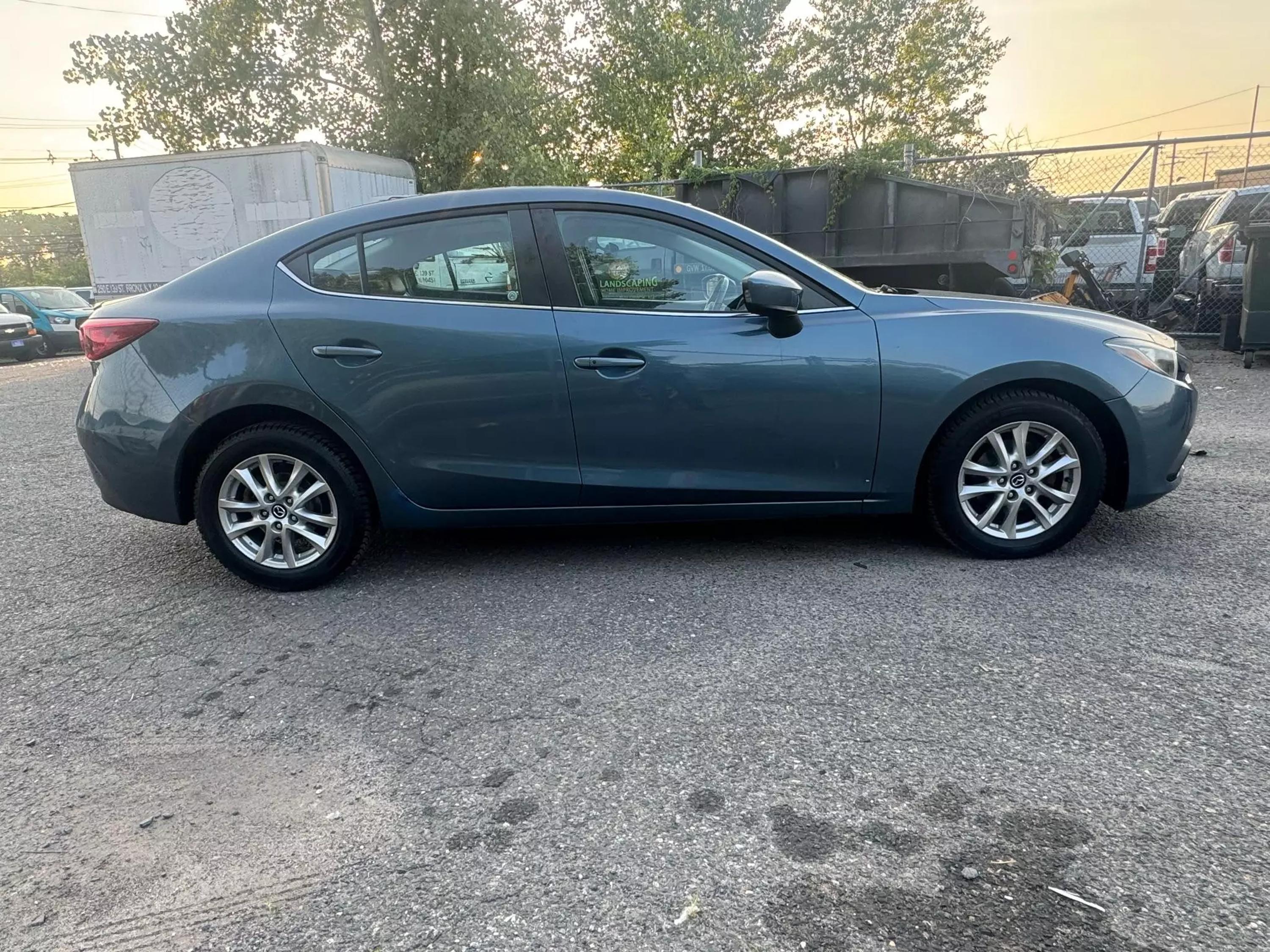 Used 2014 Mazda MAZDA3 i Grand Touring with VIN JM1BM1W71E1183871 for sale in Garfield, NJ