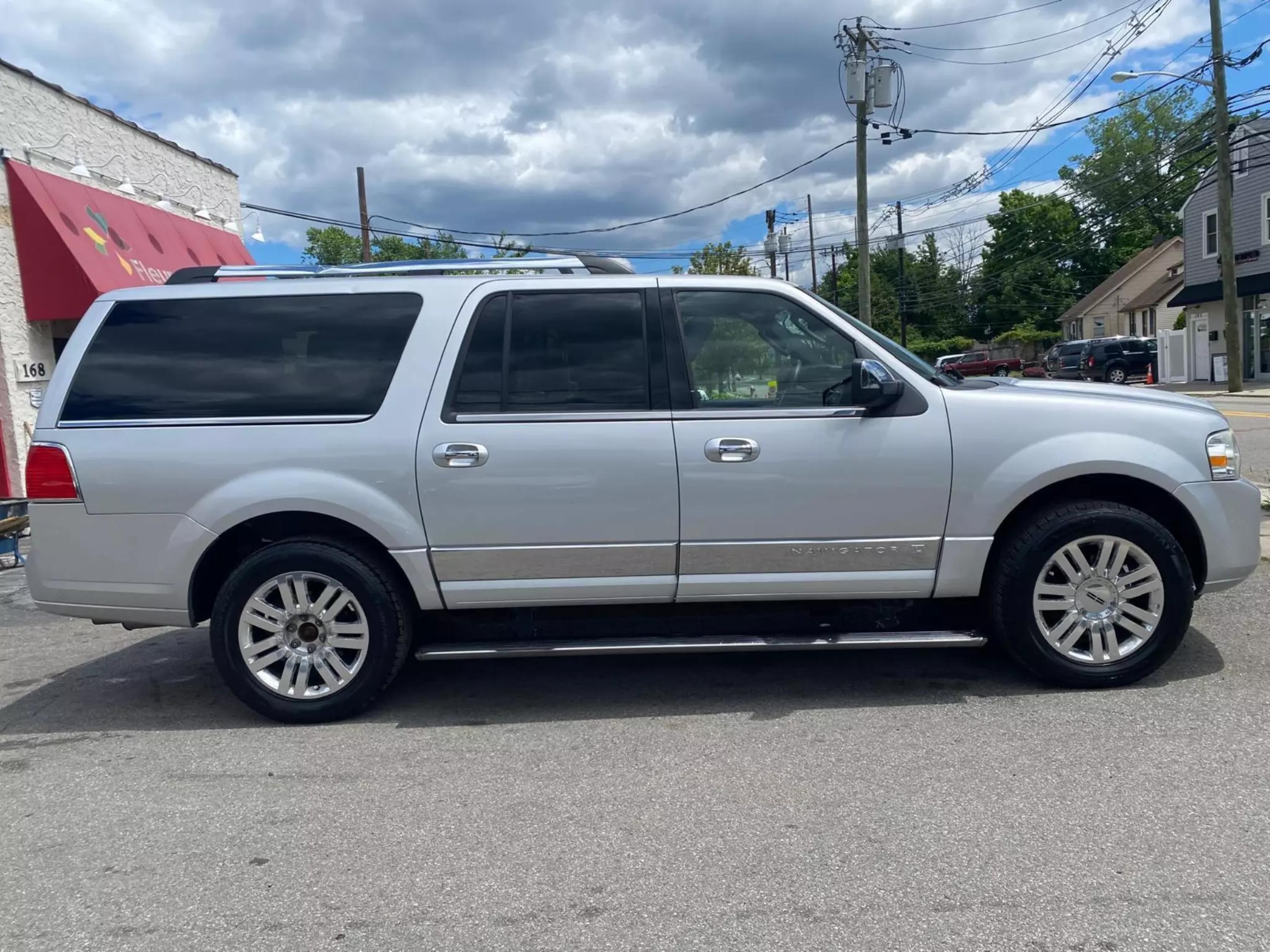 Used 2011 Lincoln Navigator Base with VIN 5LMJJ3J56BEJ03743 for sale in Garfield, NJ