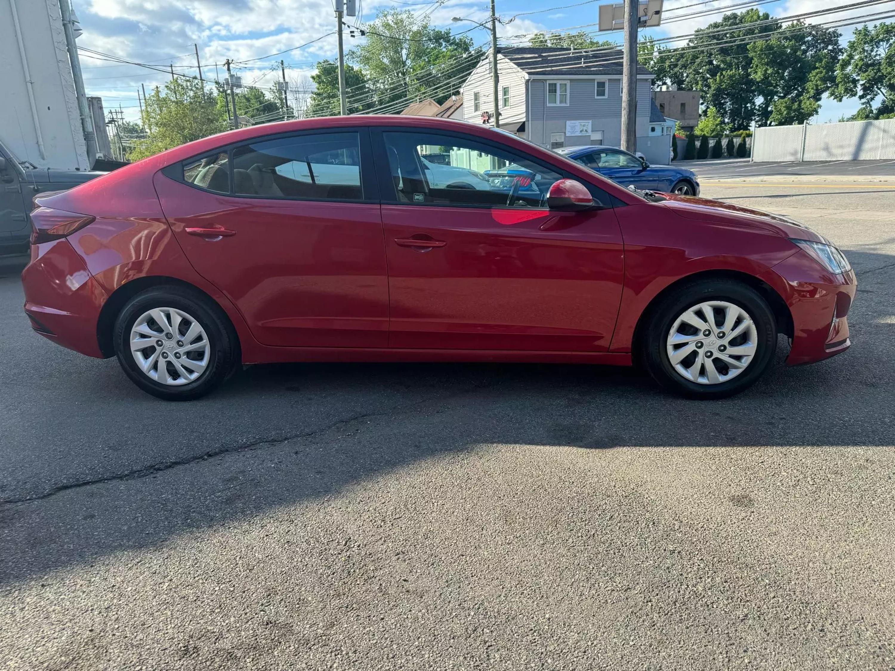 Used 2019 Hyundai Elantra SE with VIN 5NPD74LF2KH491147 for sale in Garfield, NJ