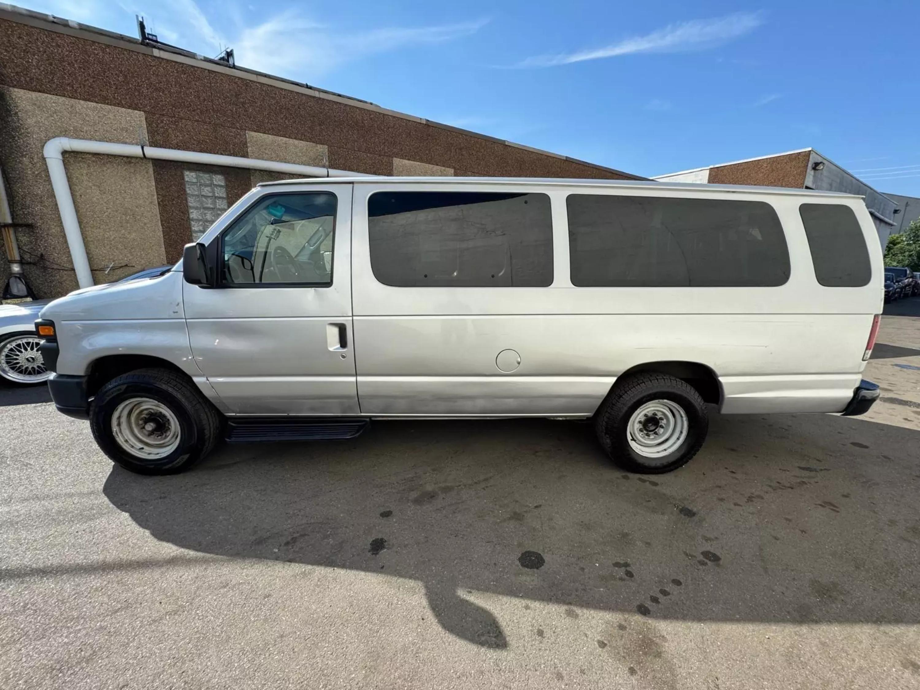 Used 2012 Ford E-Series Econoline Wagon XL with VIN 1FBSS3BLXCDA57917 for sale in Garfield, NJ