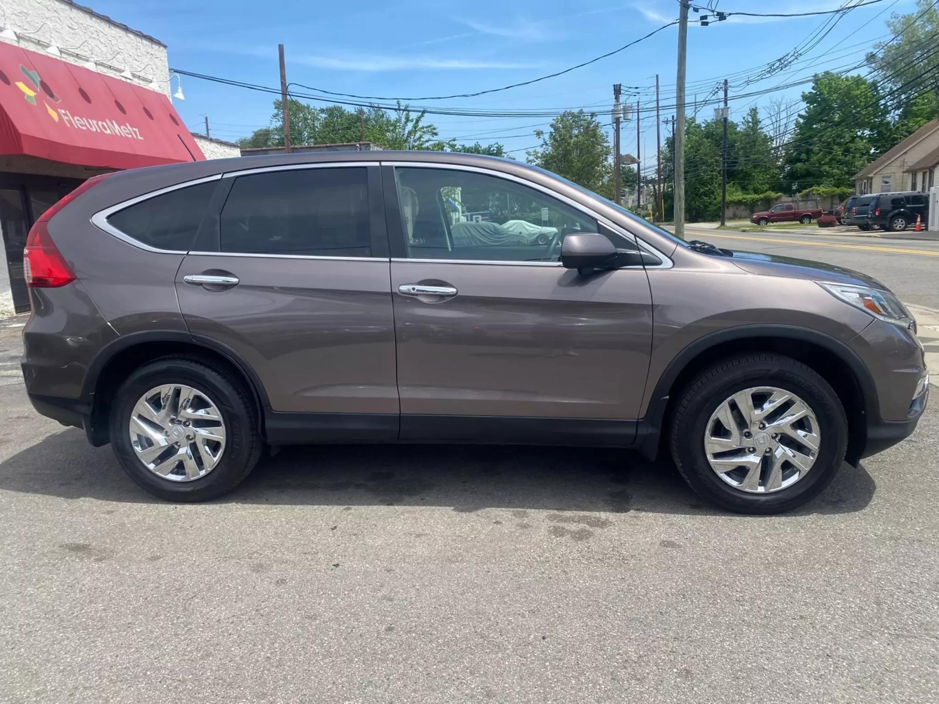 Used 2015 Honda CR-V EX with VIN 2HKRM4H57FH702556 for sale in Garfield, NJ