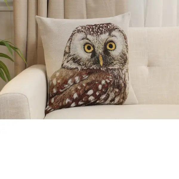 Superb Owl Cushion Cover | Close Up 1