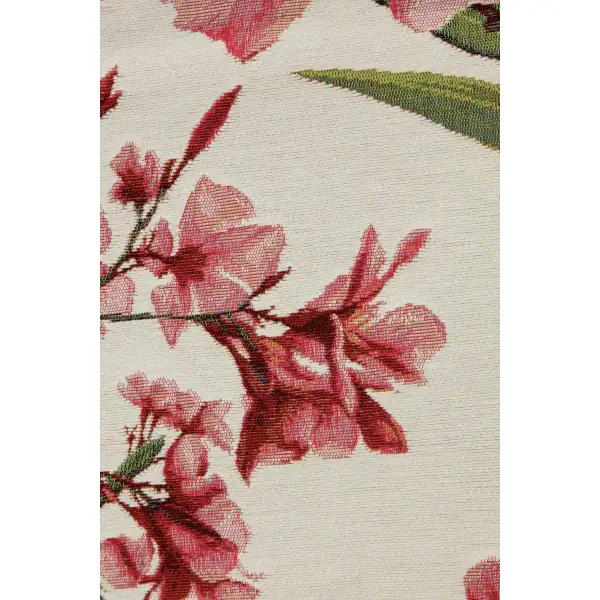 Laurels Decorative Table Mat | Close Up 1