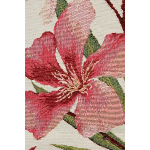 Laurels Decorative Table Mat | Close Up 2