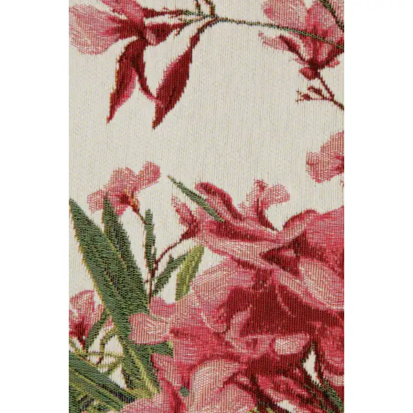 Laurels Decorative Table Mat | Close Up 5