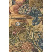 Bouquet Et Cadres Italian Wall Tapestry | Close Up 2