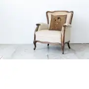 Le Baiser by Klimt Belgian Couch Pillow | Life Style 1