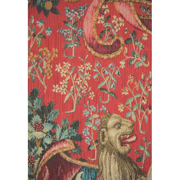 Lion Majestueux French Tapestry | Close Up 1