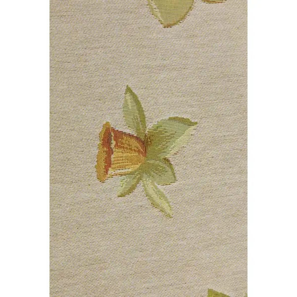 Daffodils White Decorative Table Mat | Close Up 3