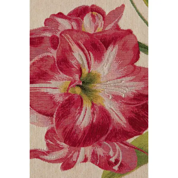Amaryllis White Decorative Table Mat | Close Up 1