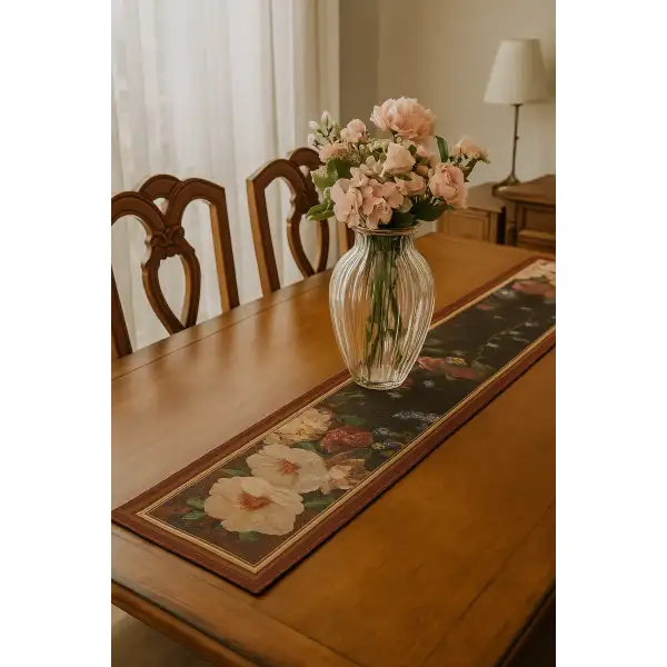 Flowers Dark Decorative Table Mat | Close Up 2