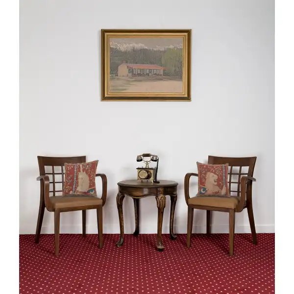 Le Lion Medieval French Couch Cushion | Life Style 1