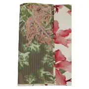 Laurels Decorative Table Mat | Close Up 5