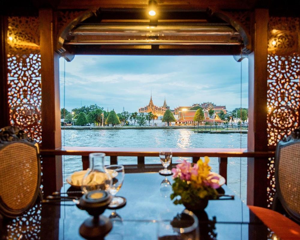 Baan Khanitha Cruise on Chao Phraya River