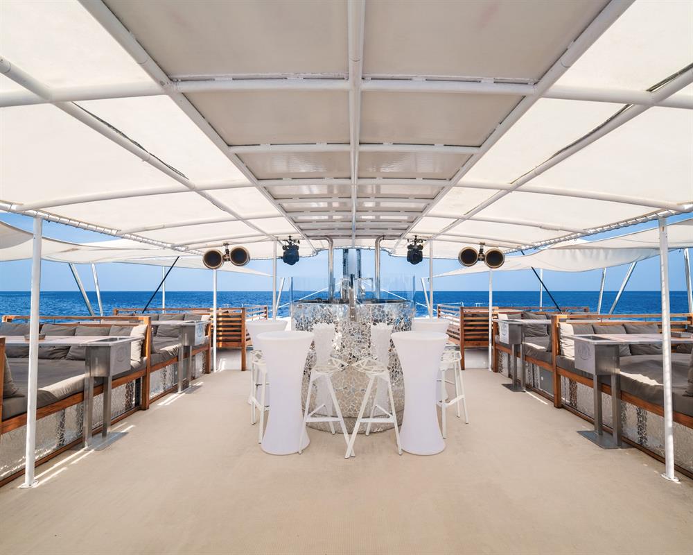 Hype Luxury Boat Club