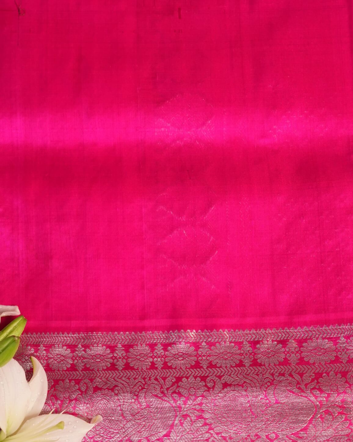 Venkatagiri Pattu Saree – Purple with Hot Pink Border