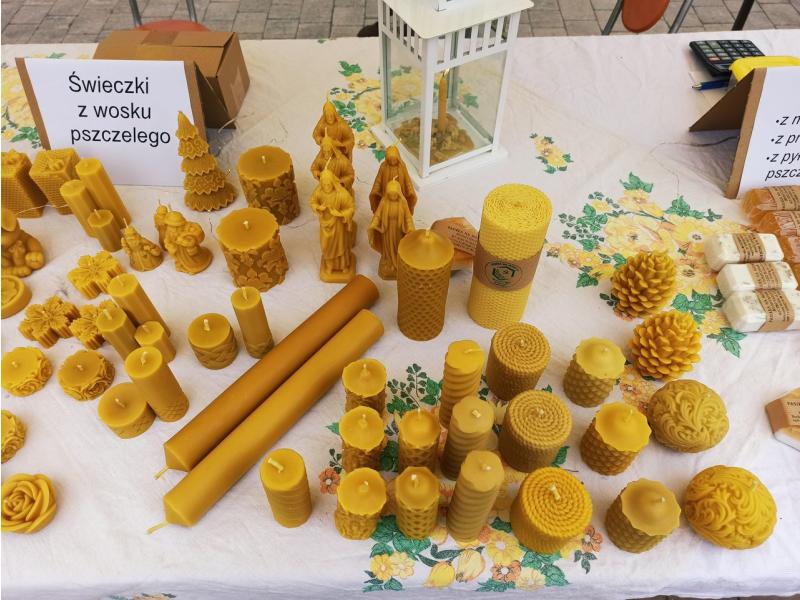 Miód i świece z wosku pszczelego — zdjęcie 3