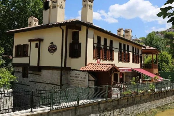 Müderrisler Evi Göynük