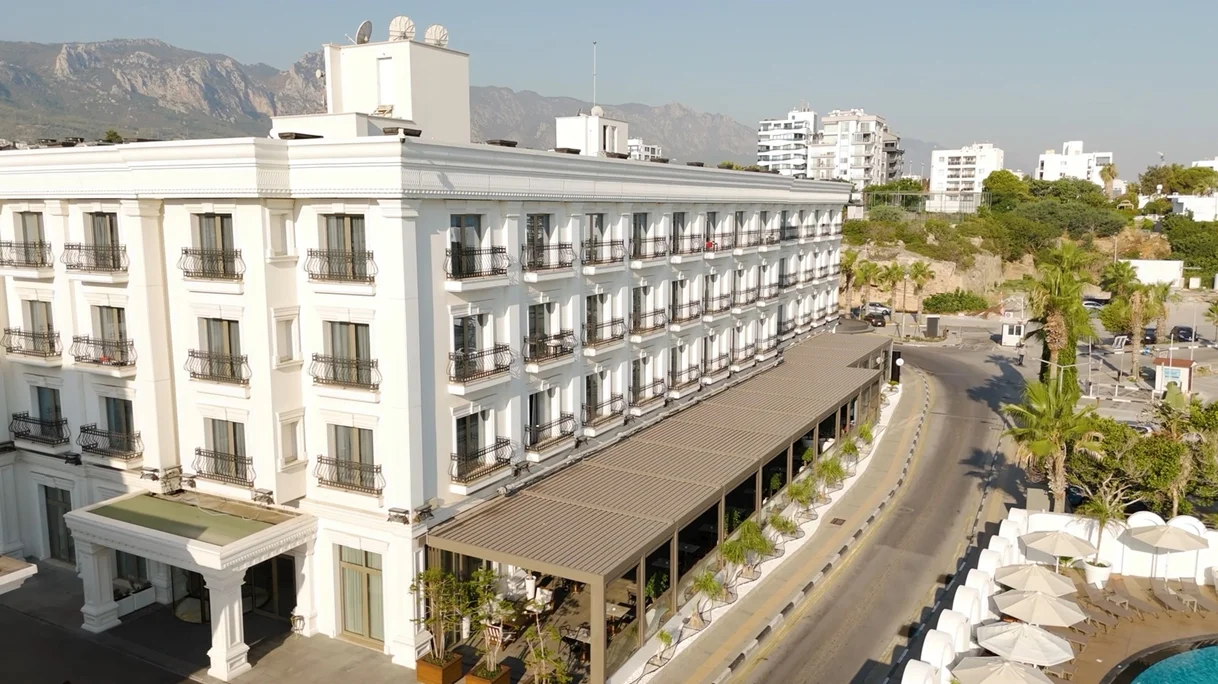 Rocks Hotel