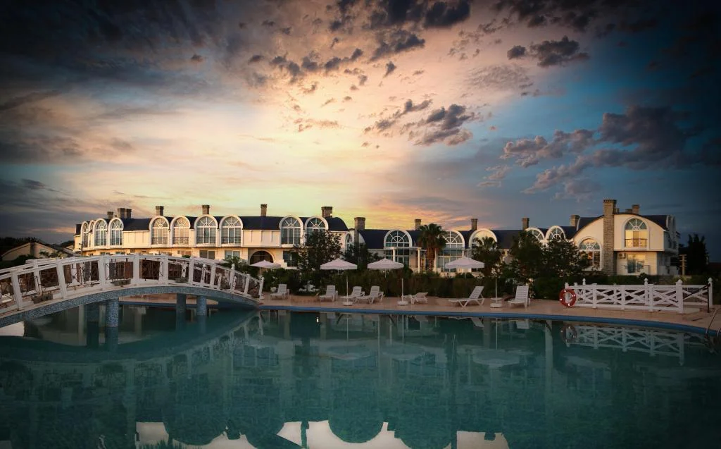 Seahorse Deluxe Hotel