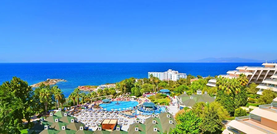 Grand Blue Sky Hotel