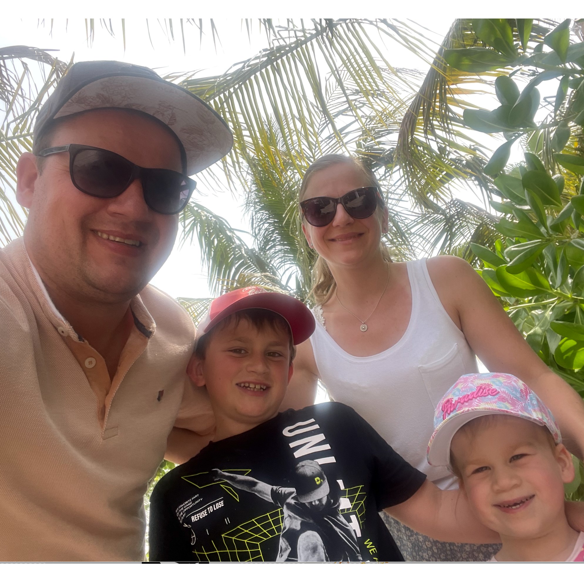 Stefanie & Andreas Perret - Flip