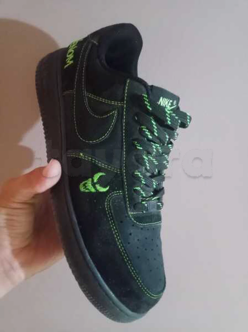 Air force one VENOM GREEN jdid 3all5r taille 43 mezyen w tres bonne occasion a La Marsa Tunis 9annas.tn moteur de recherche des petites annonces