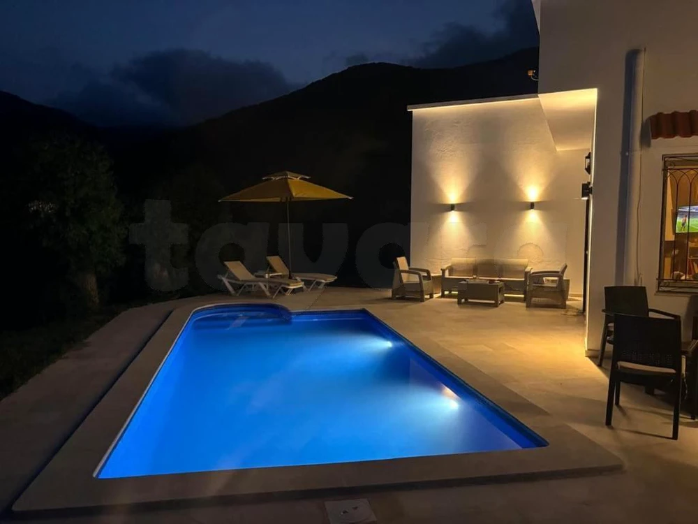 ferme avec villa de lux à mornag