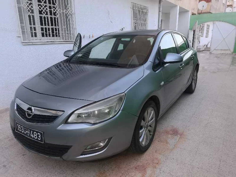 Carte voiture Opel Astra