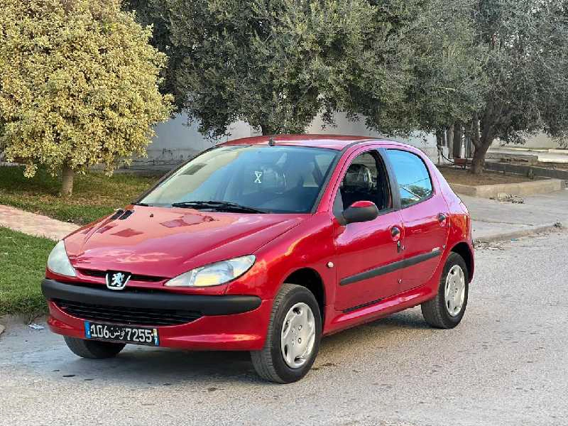 Peugeot 206 - 2003 Essence 4 CV à Nabeul 