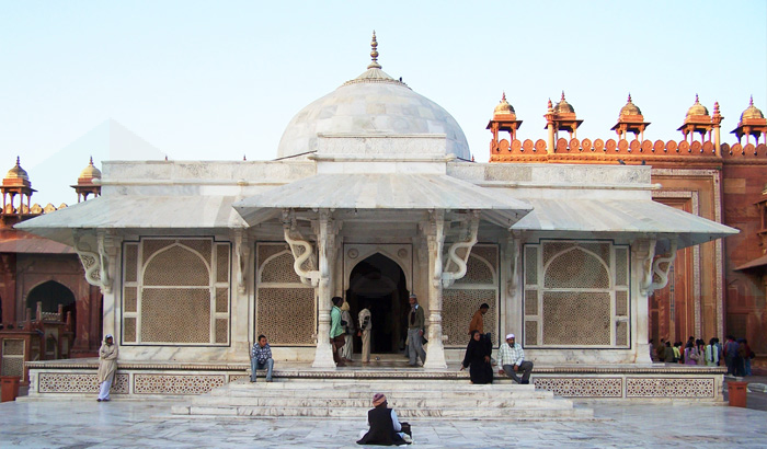 Tomb-of-Sheikh-Salim-Chisti-Fatehpur-Sikri