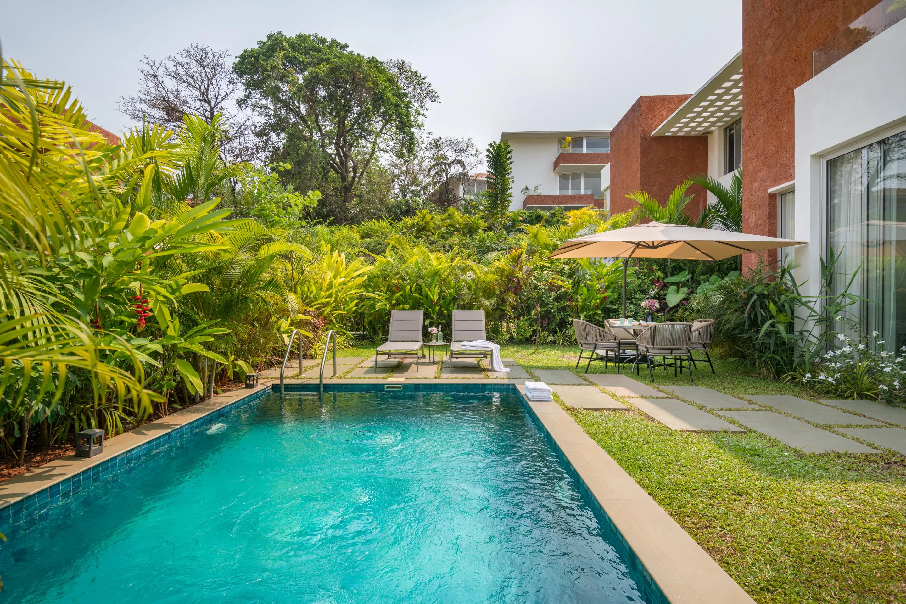 Private pool