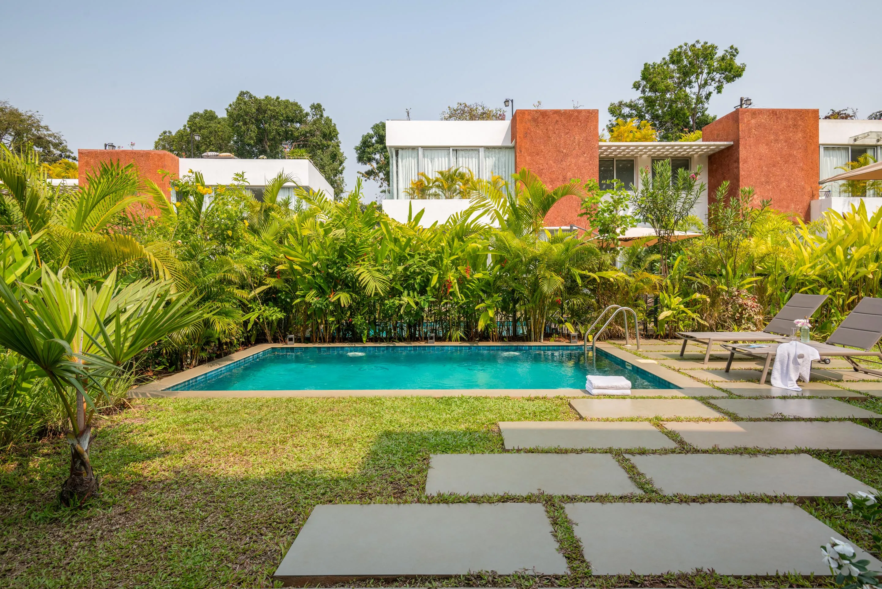 Private pool