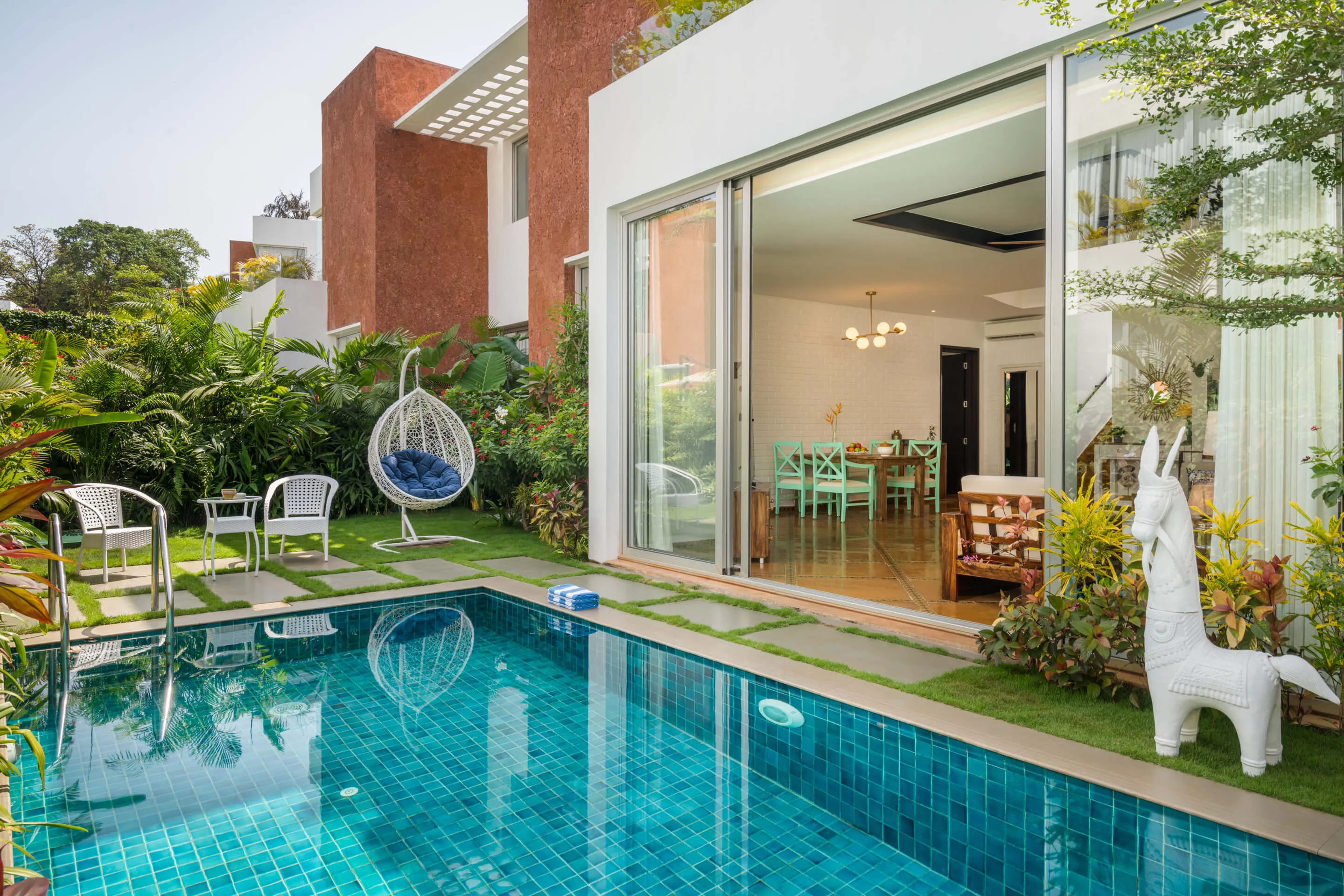 Private pool