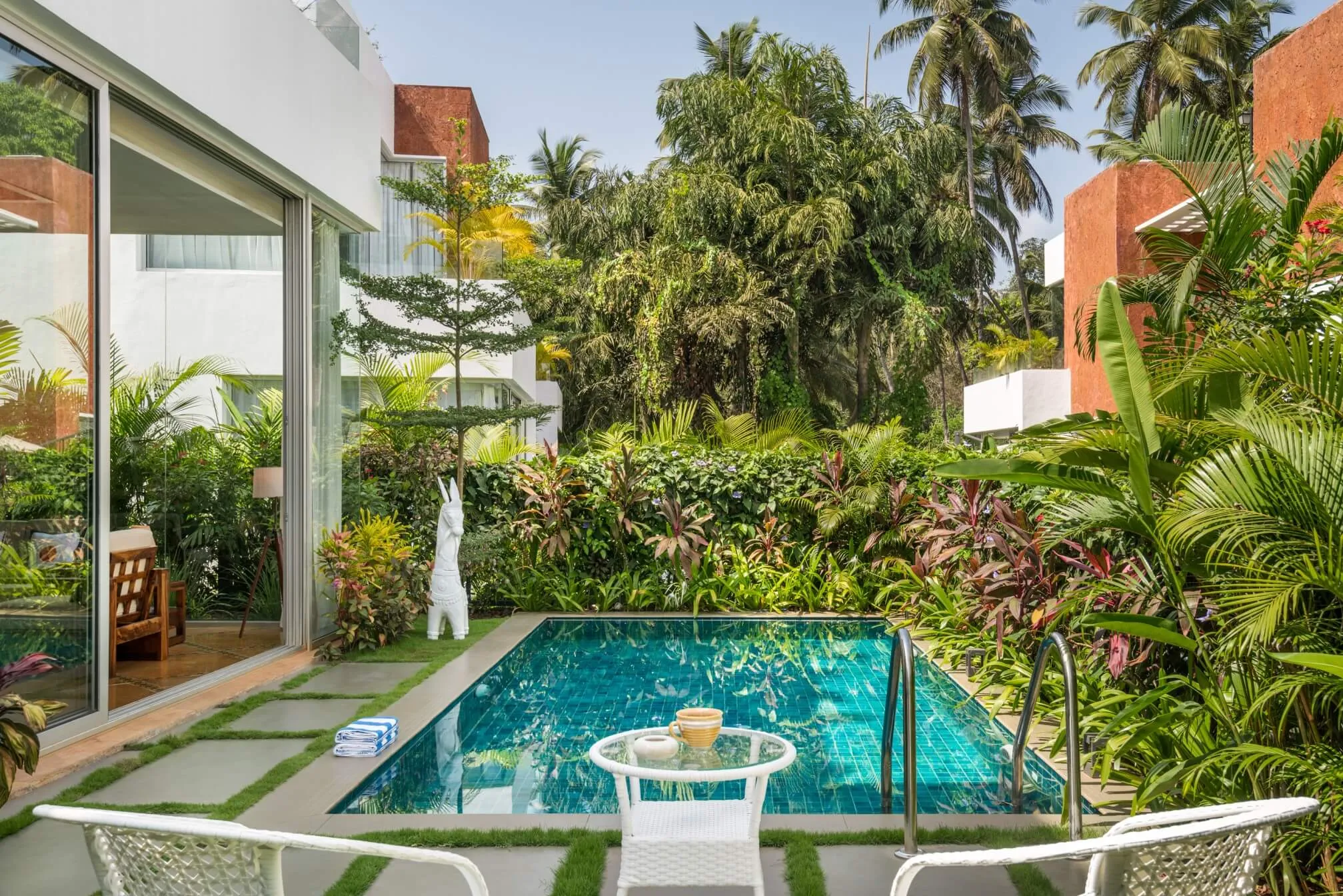 Private pool