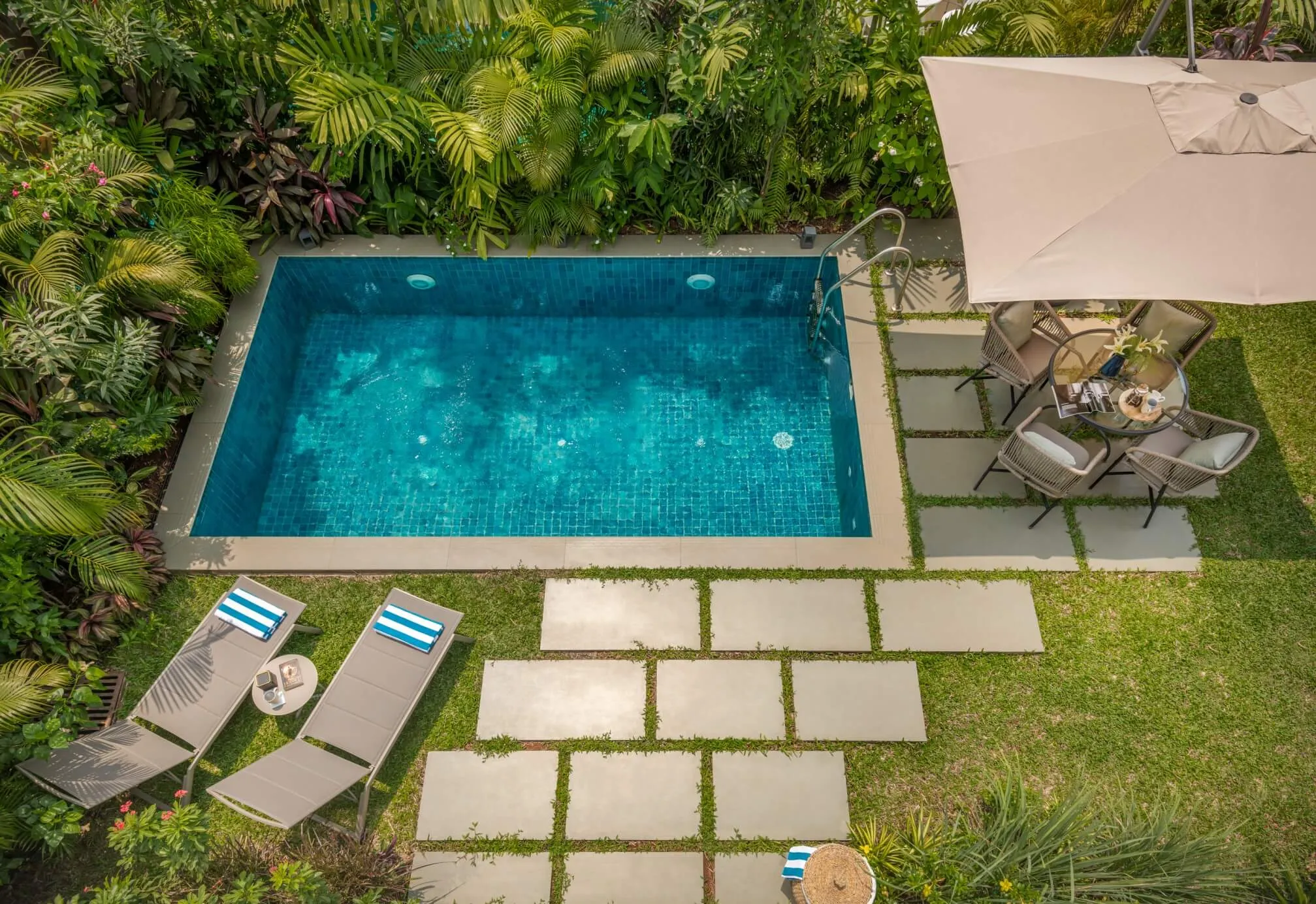 Private pool