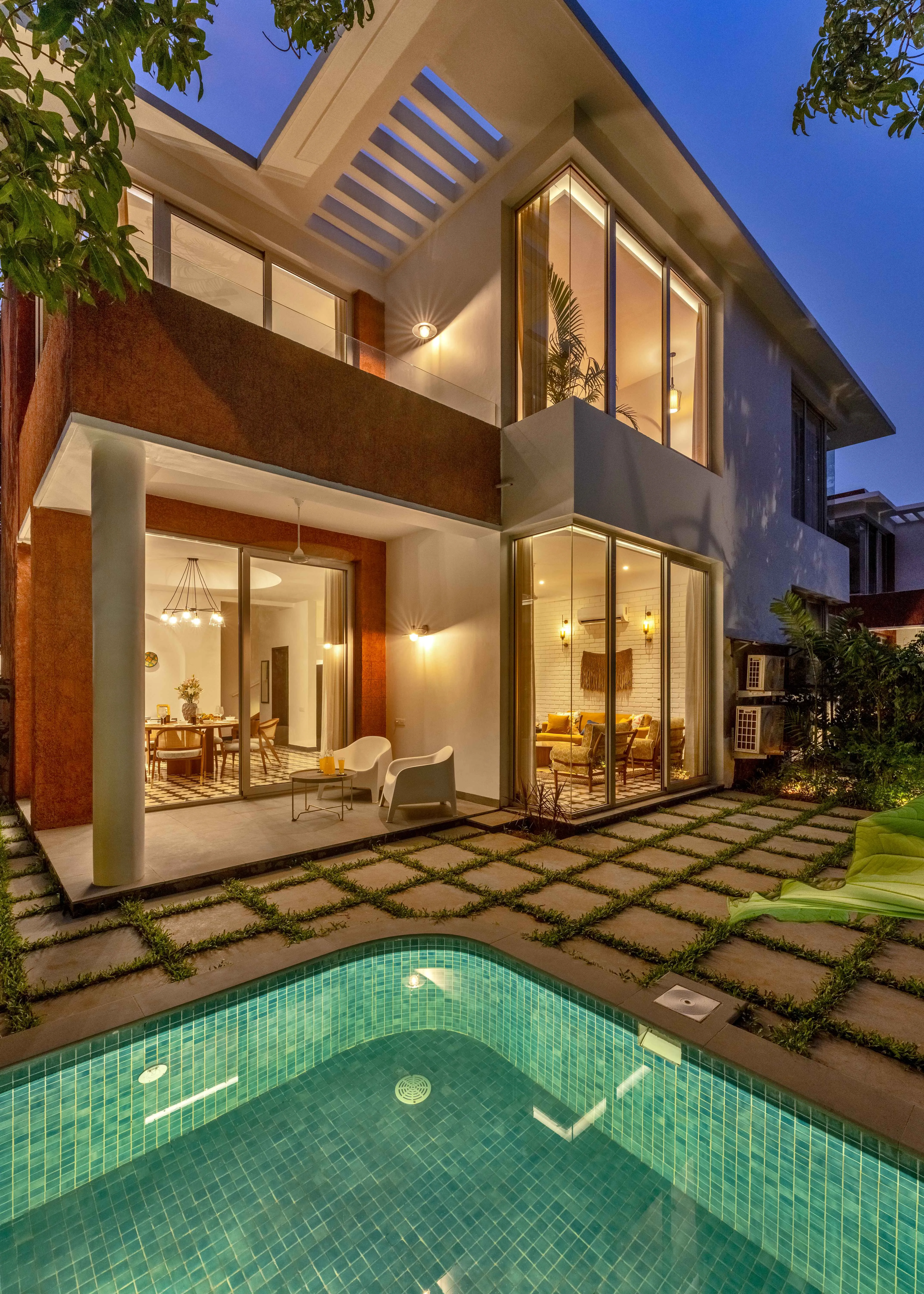 Private pool