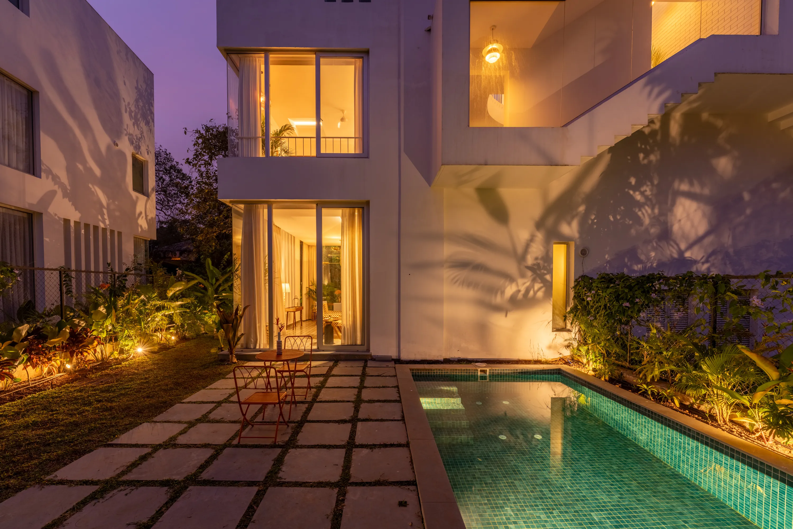 Private pool
