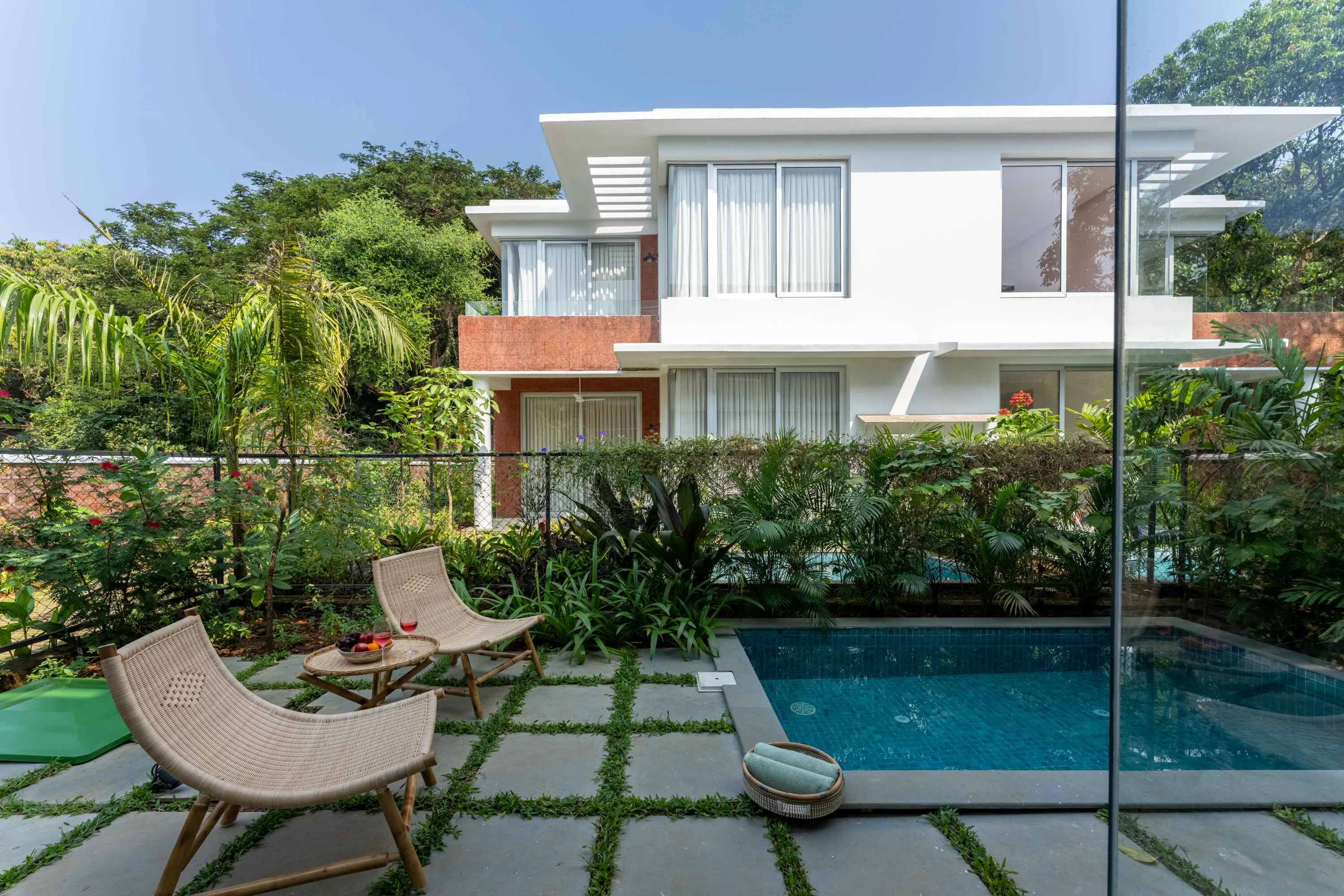 Private pool