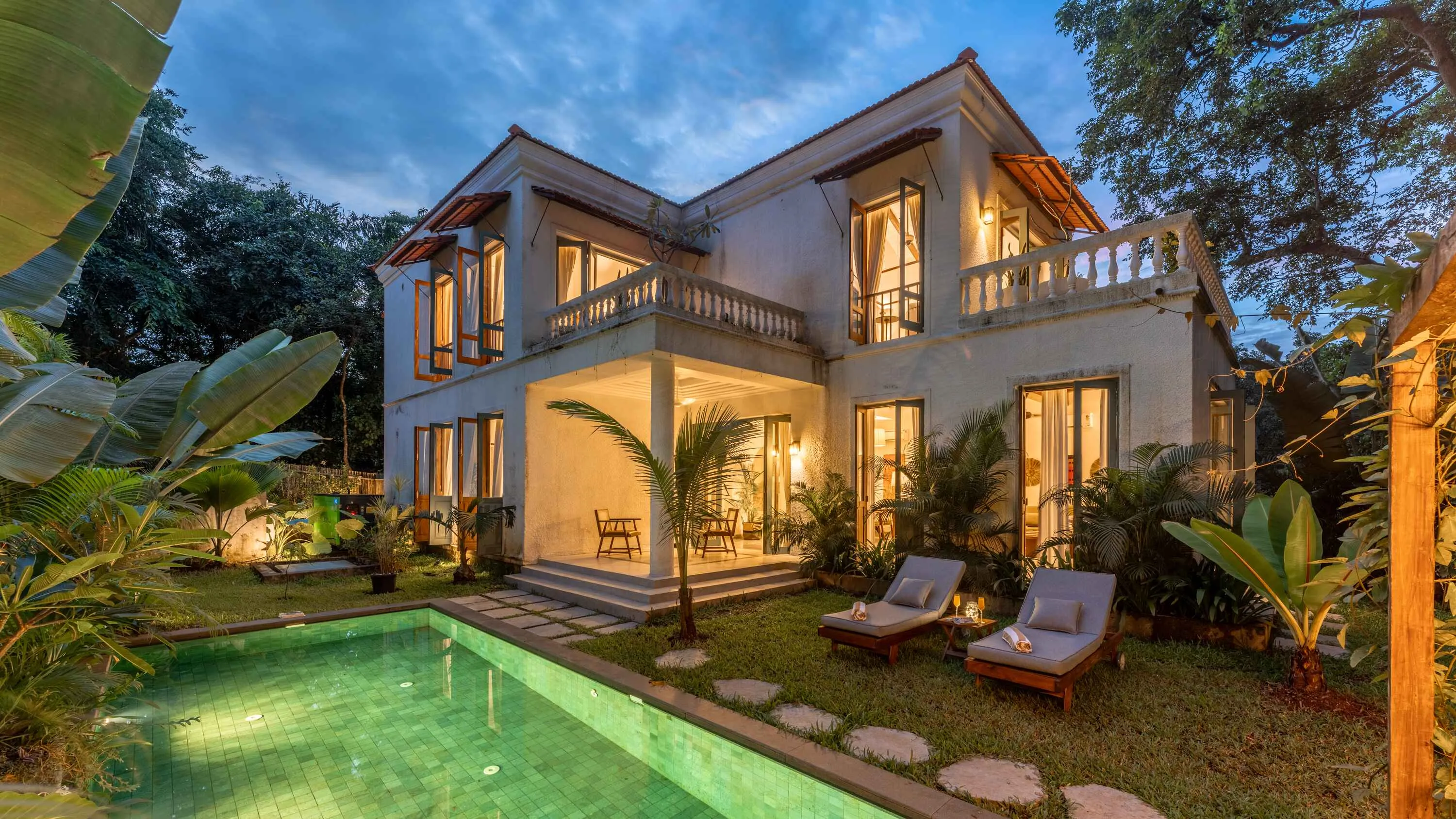 Private pool
