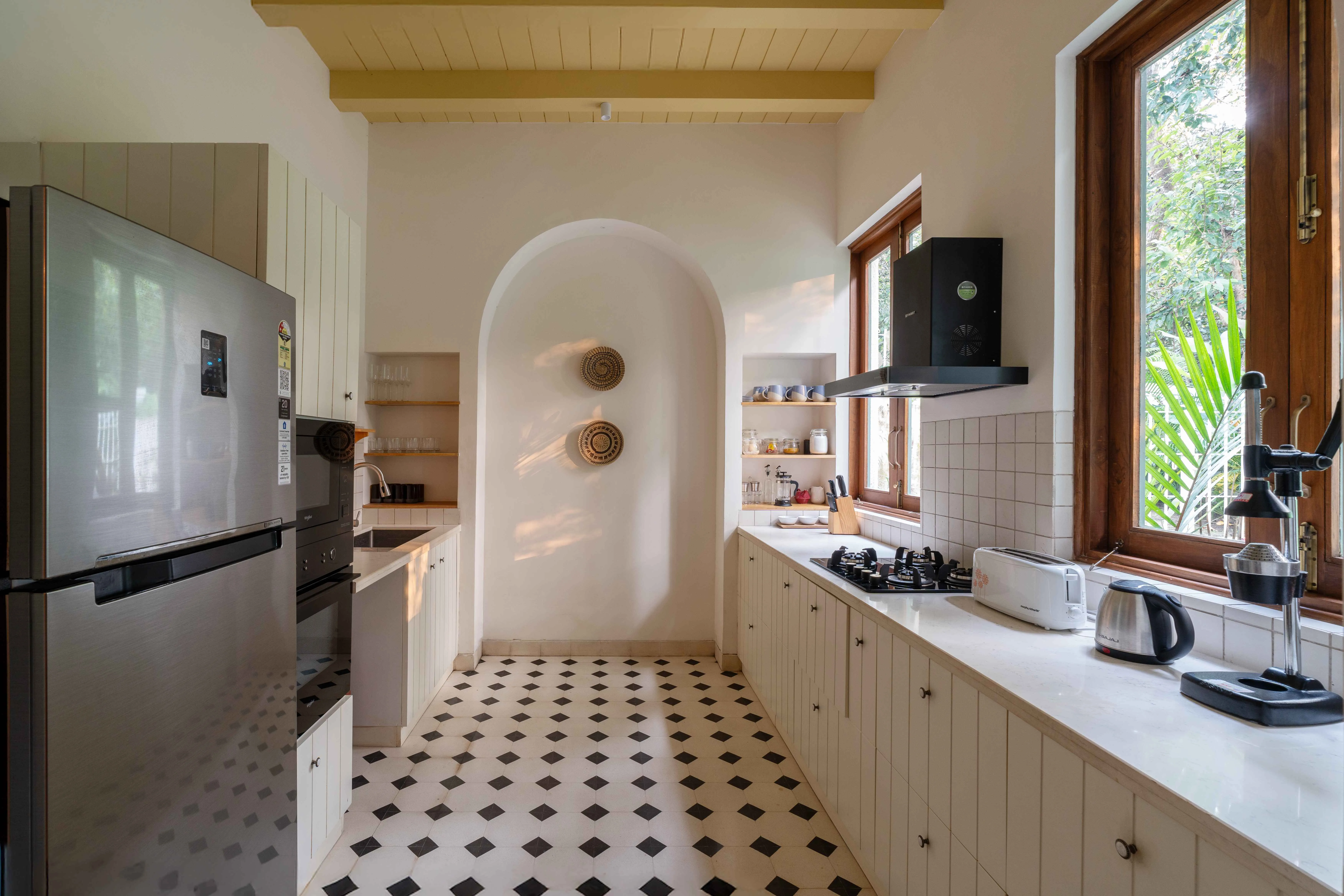 Fully equipped kitchen