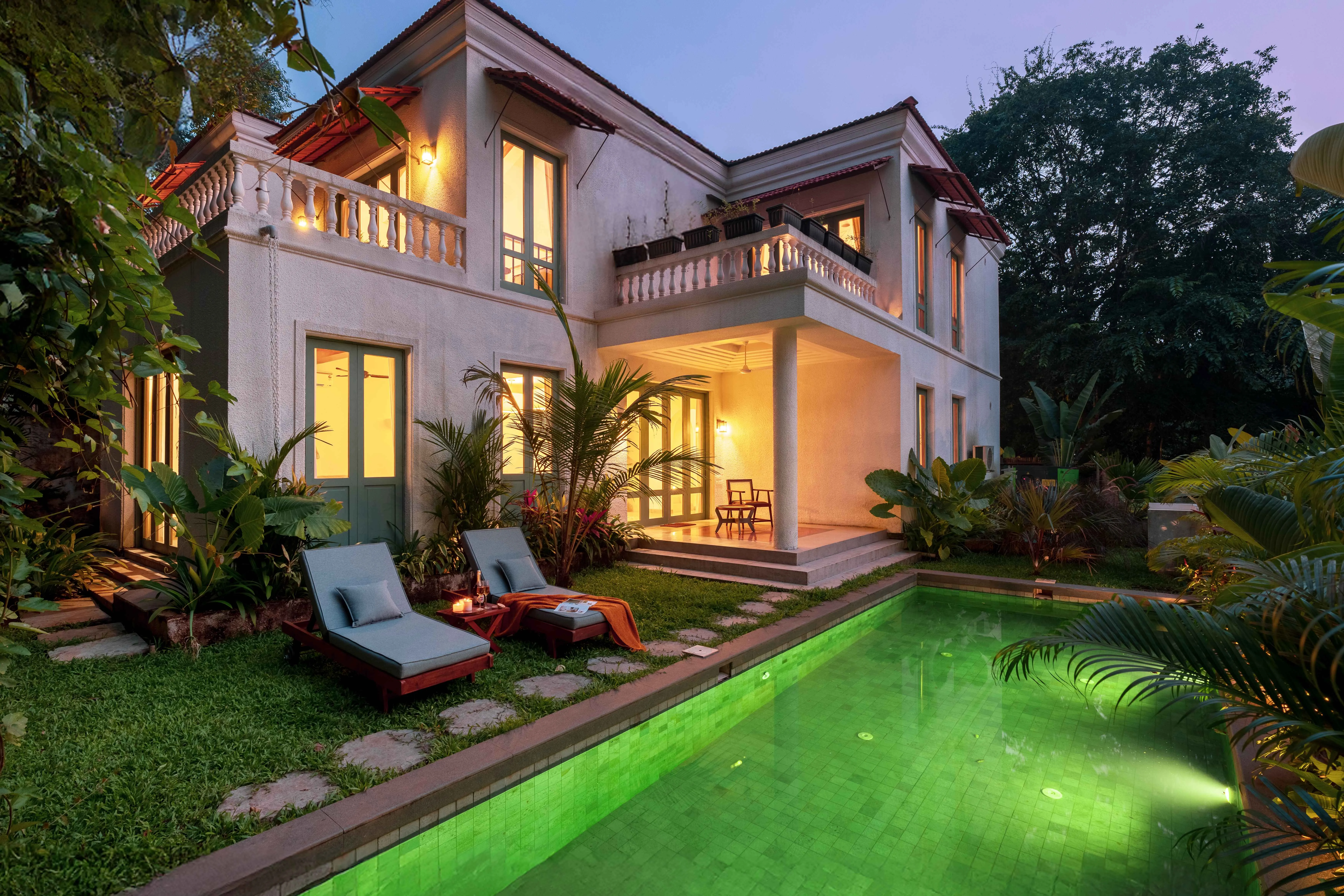 Private pool