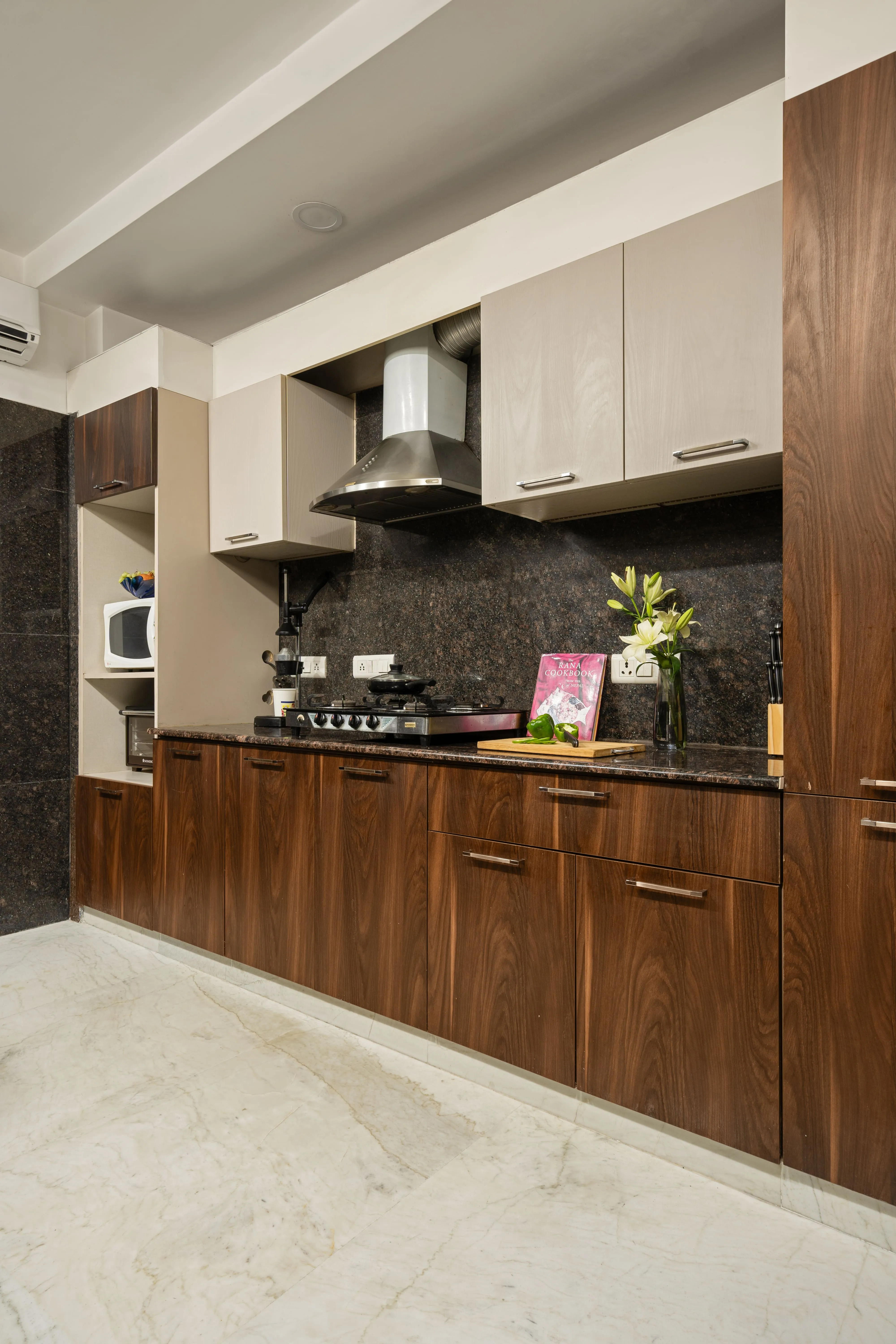 Fully equipped kitchen