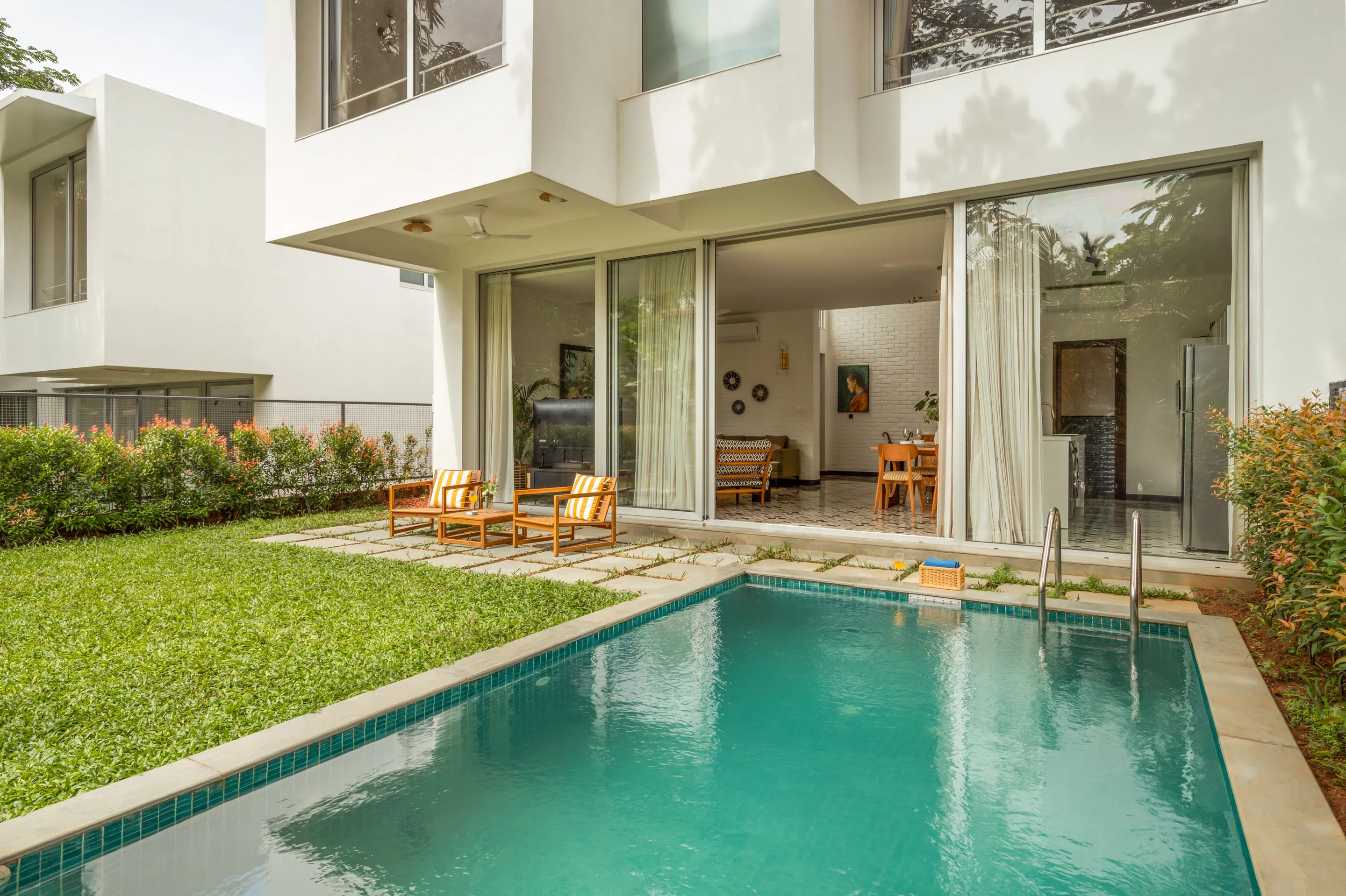 Private pool